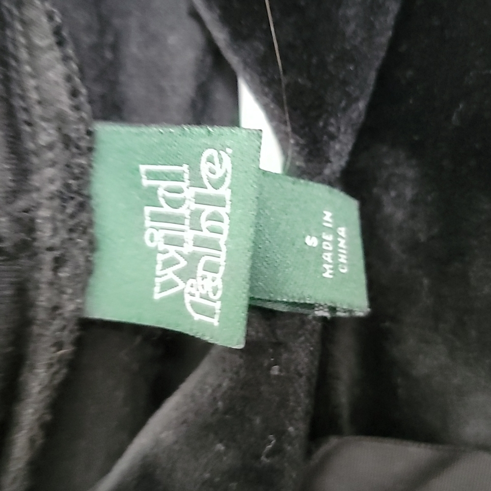 Long Sleeve Hoodie- Size S - Picture 7 of 8